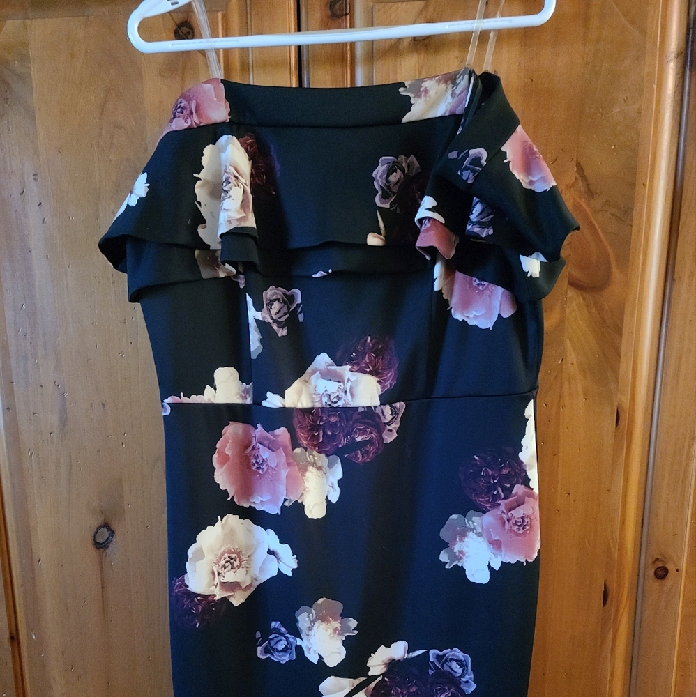 Le Chateau fitted black dress XXL